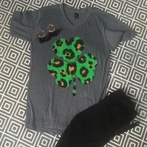 St. Patty’s day t shirt! So cute 😍